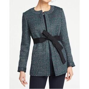 NWT Belted Tweed Jacket Ann Taylor
Size small